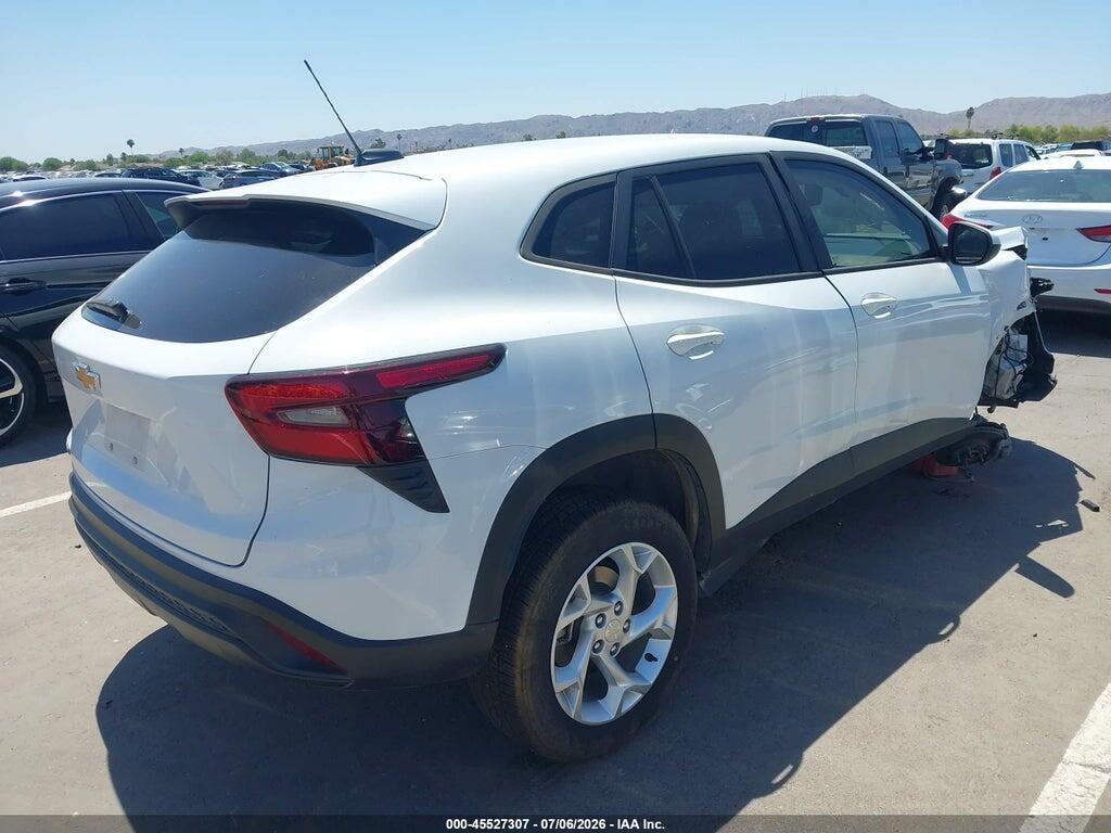KL77LFE27RC135990 2024 CHEVROLET TRAX photo no. 4