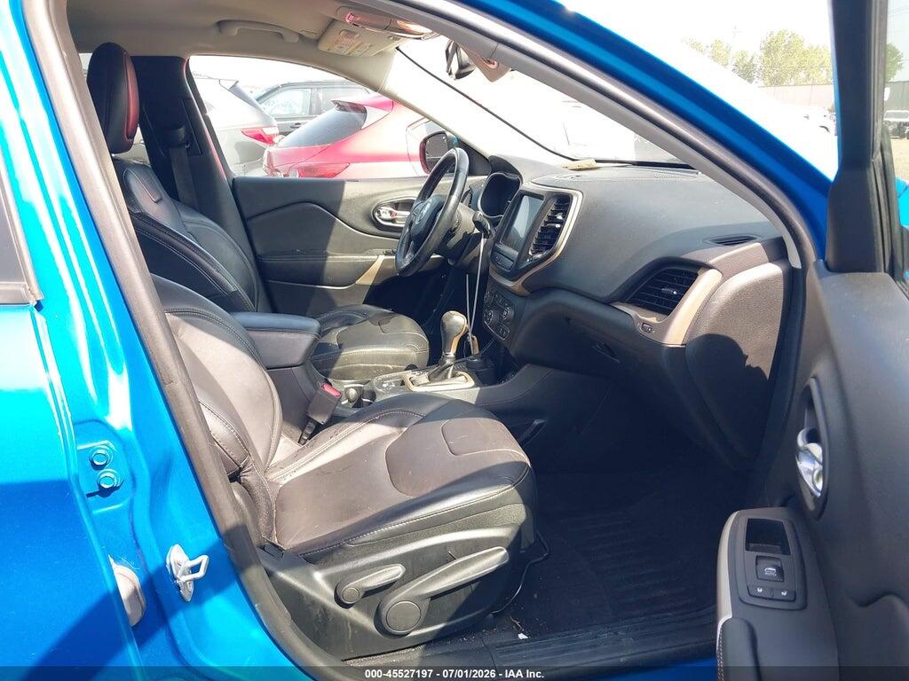 1C4PJMDB4JD601257 2018 JEEP CHEROKEE photo no. 5