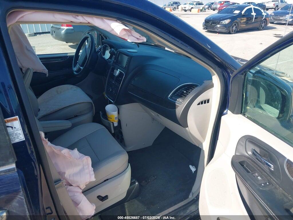 2C7WC1BG5GR247244 2016 CHRYSLER TOWN & COUNTRY photo no. 5