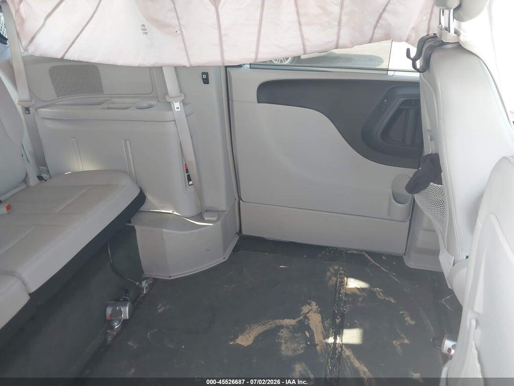 2C7WC1BG5GR247244 2016 CHRYSLER TOWN & COUNTRY photo no. 8