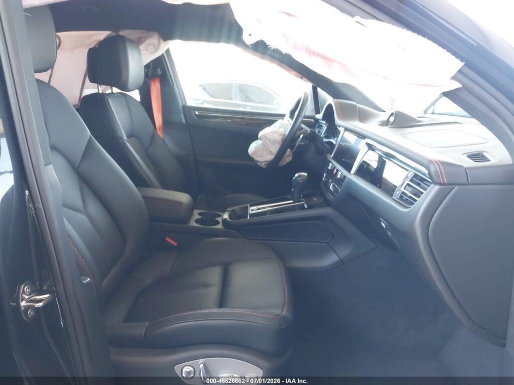 WP1AA2A5XTLB06139 2026 PORSCHE MACAN photo no. 5