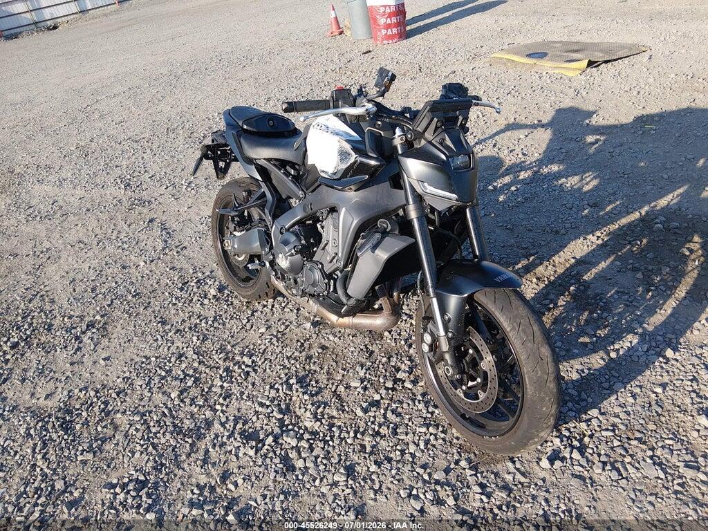 JYARN94E2SA002246 2025 YAMAHA MT09 photo no. 1