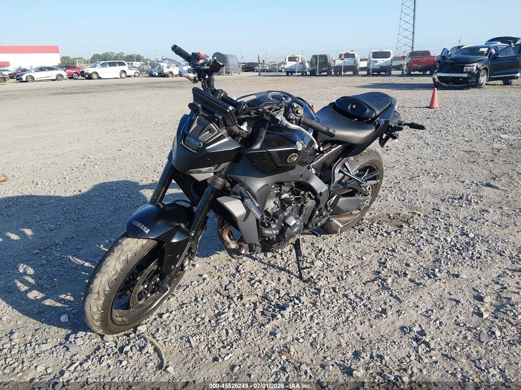 JYARN94E2SA002246 2025 YAMAHA MT09 photo no. 2