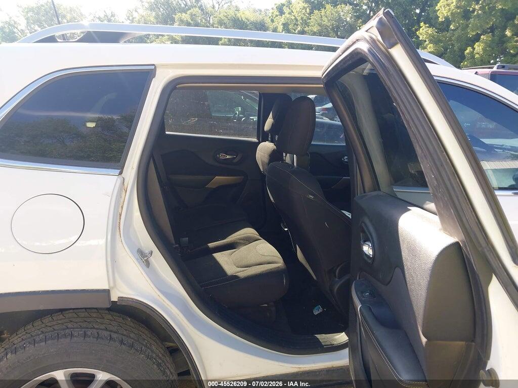 1C4PJLCS3HD219159 2017 JEEP CHEROKEE photo no. 8