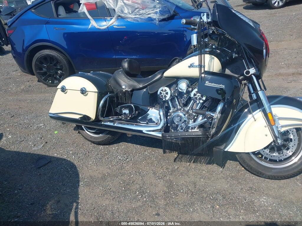 56KTRAAA8H3356216 2017 INDIAN MOTORCYCLE CO. ROADMASTER photo no. 8