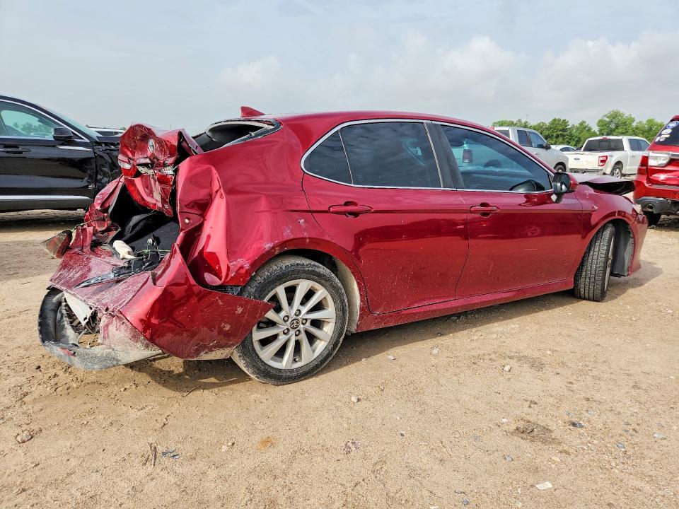 2021 TOYOTA CAMRY LE — Фото 3 из 12