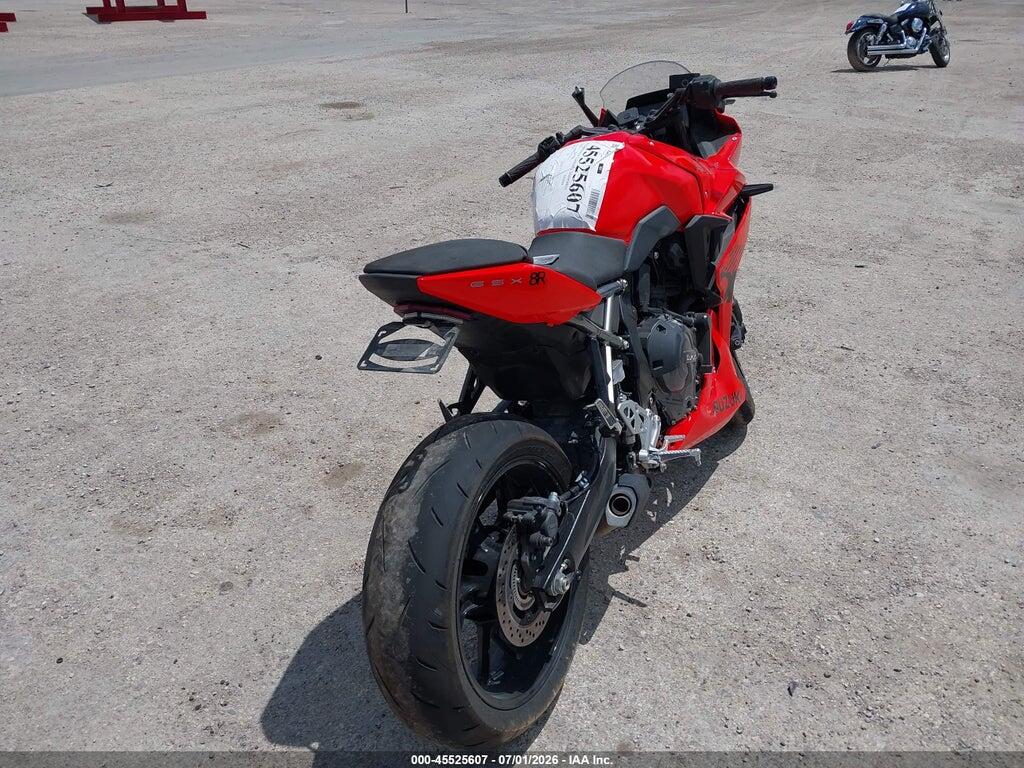 JS1EM13B6T7101174 2026 SUZUKI GSX800 photo no. 4