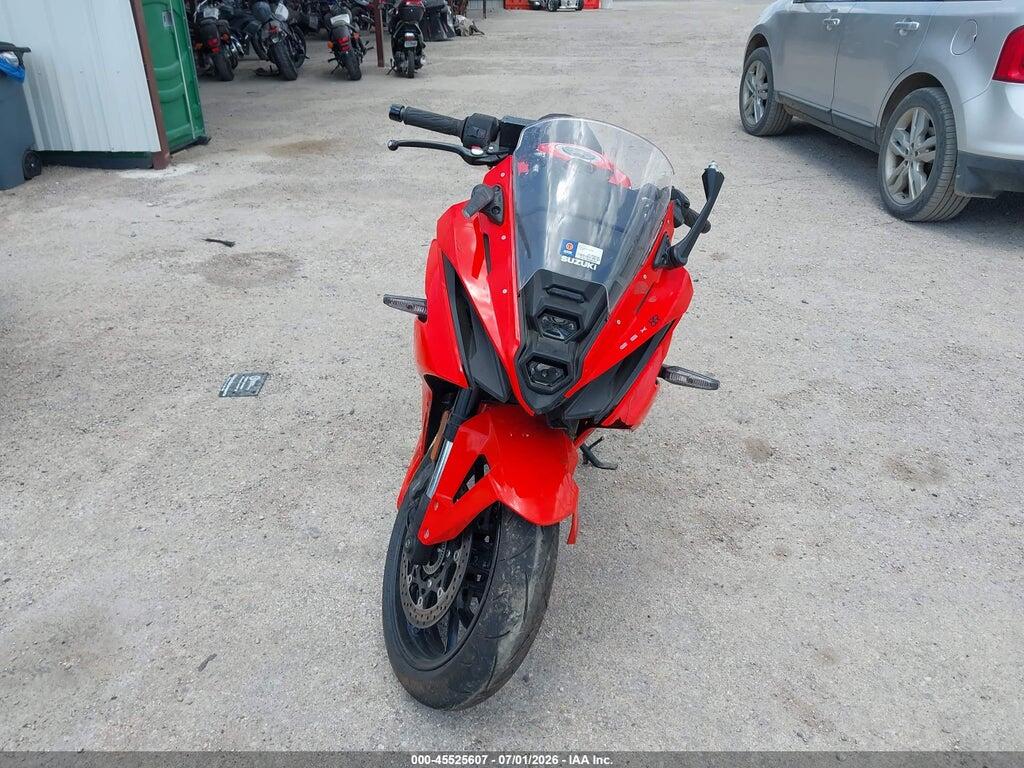 JS1EM13B6T7101174 2026 SUZUKI GSX800 photo no. 5