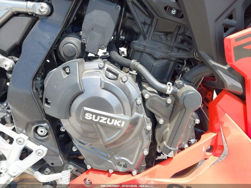 JS1EM13B6T7101174 2026 SUZUKI GSX800 photo no. 8
