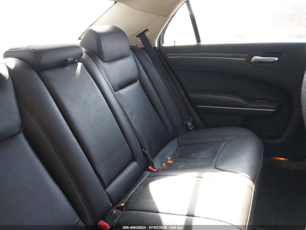 2C3CCAAG5JH340929 2018 CHRYSLER 300 photo no. 8