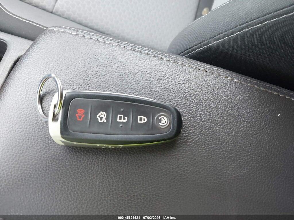 1FMCU9GD7KUA97705 2019 FORD ESCAPE photo no. 11