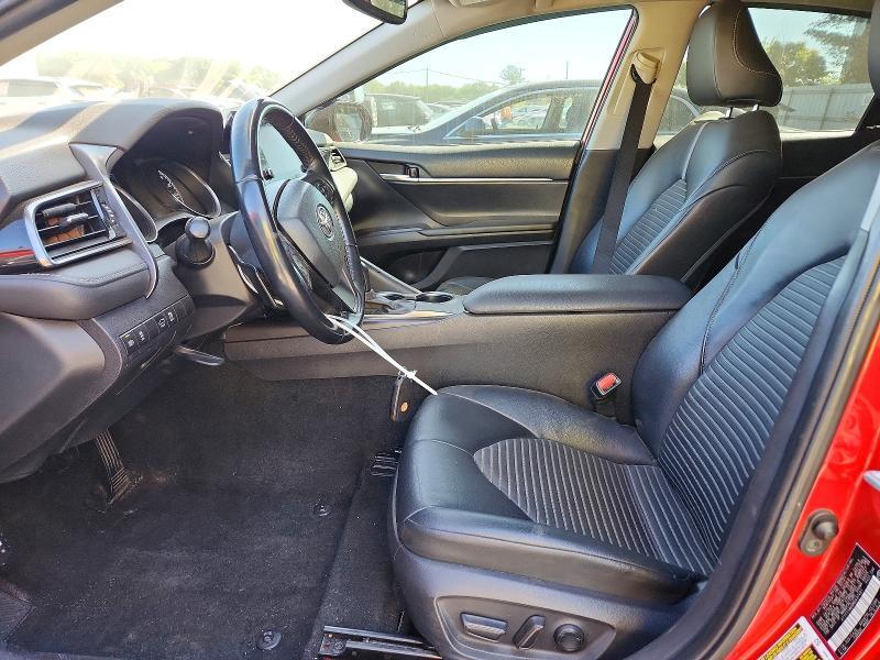 2021 TOYOTA CAMRY SE — Фото 7 из 12