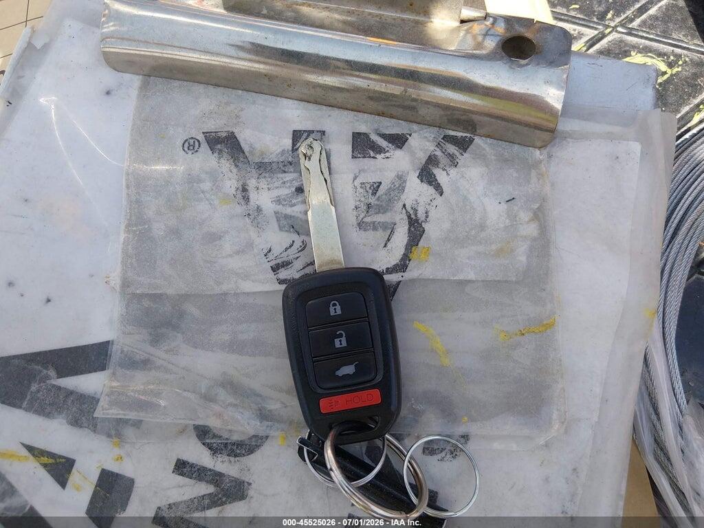 3CZRU6H32HG704621 2017 HONDA HR-V photo no. 11