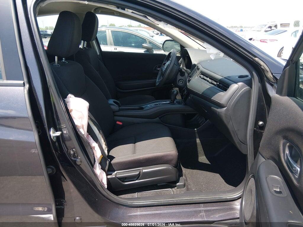 3CZRU6H32HG704621 2017 HONDA HR-V photo no. 5