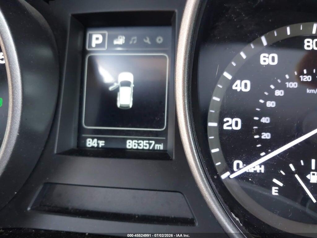 5XYZU3LB8HG400081 2017 HYUNDAI SANTA FE SPORT photo no. 7