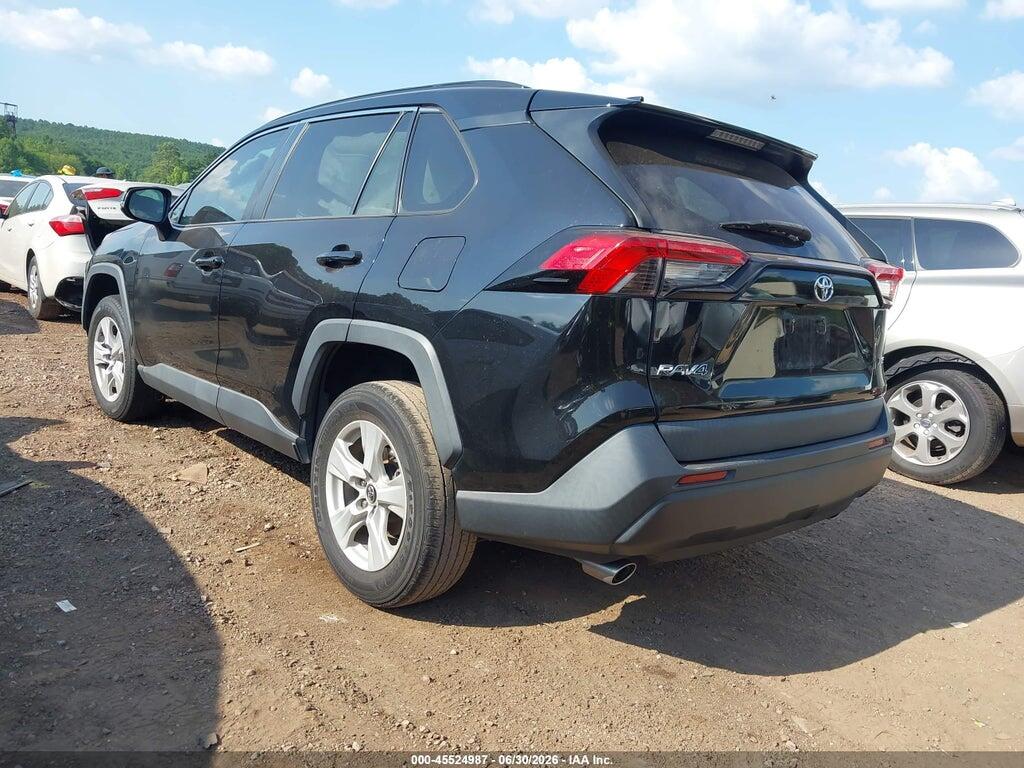 2T3W1RFV0MW104424 2021 TOYOTA RAV4 photo no. 3
