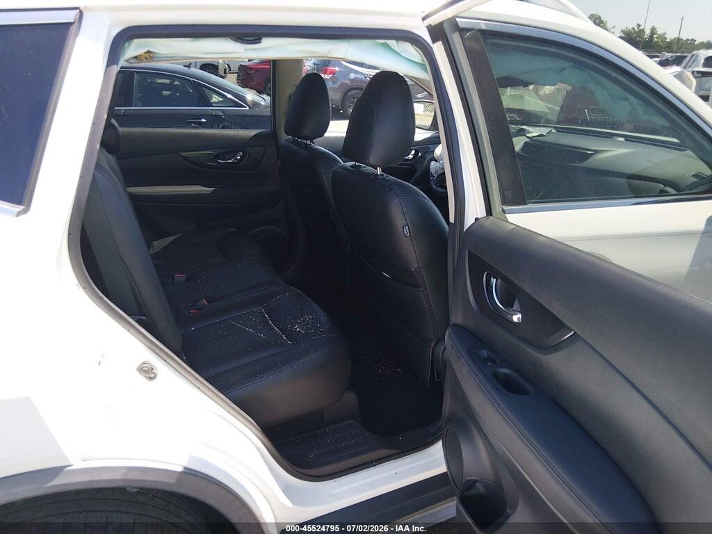KNMAT2MVXJP582663 2018 NISSAN ROGUE photo no. 8