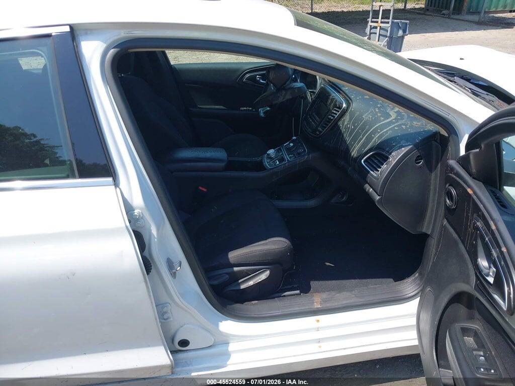 1C3CCCAB9GN133718 2016 CHRYSLER 200 photo no. 5