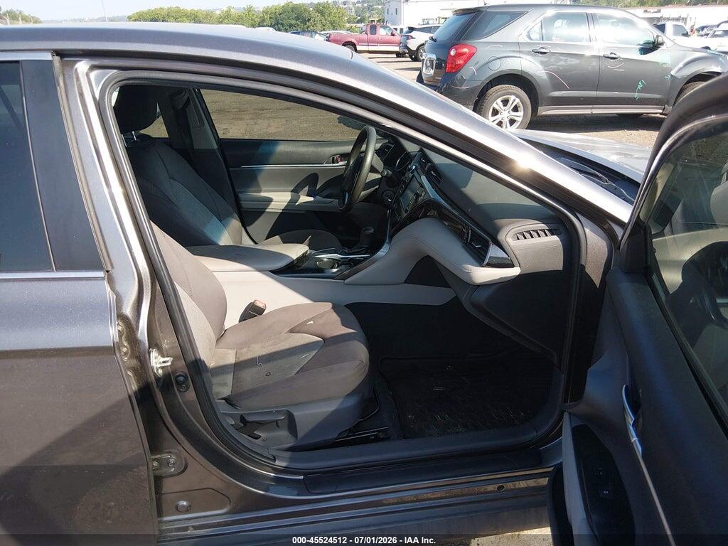 4T1B11HK3KU784215 2019 TOYOTA CAMRY photo no. 5