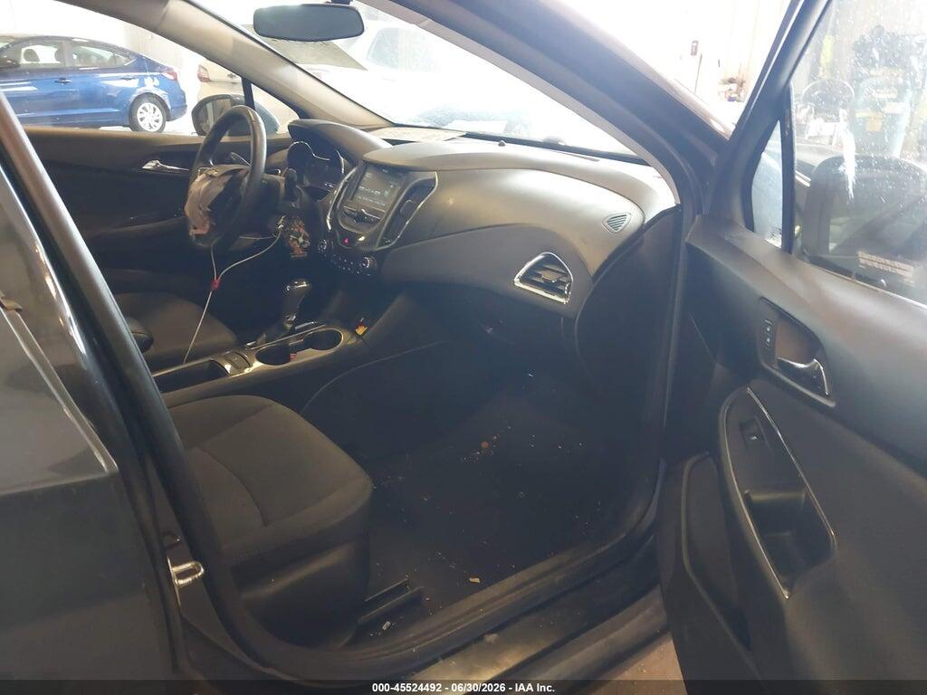 1G1BE5SM4J7154140 2018 CHEVROLET CRUZE photo no. 5