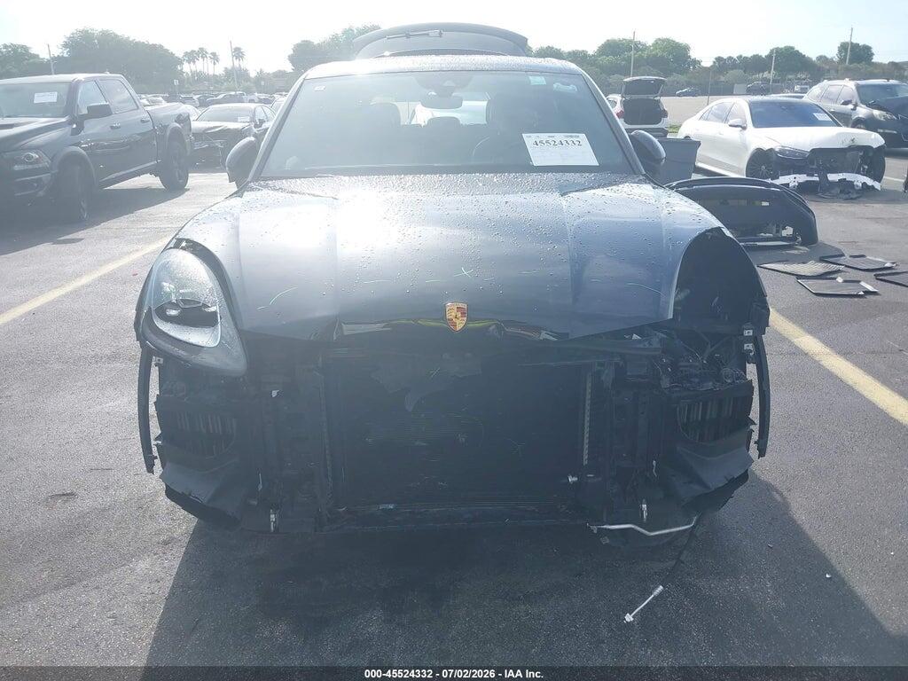 WP1AA2AY2KDA00593 2019 PORSCHE CAYENNE photo no. 6