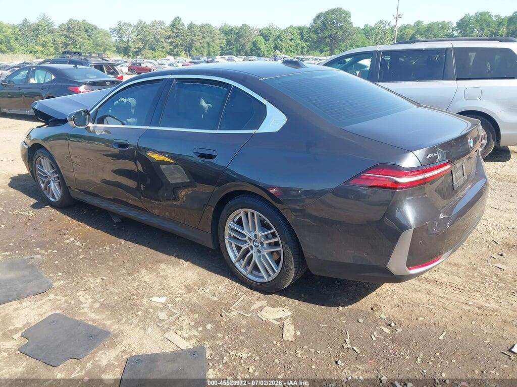 WBA53FJ07RCS02566 2024 BMW 530I photo no. 3