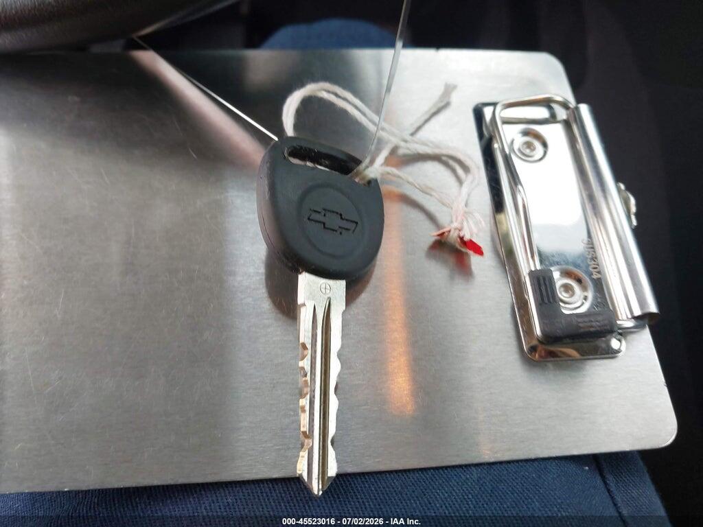 1GNKRGKD8HJ252549 2017 CHEVROLET TRAVERSE photo no. 11