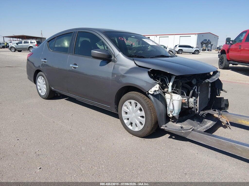 3N1CN7AP5JL835313 2018 NISSAN VERSA photo no. 1