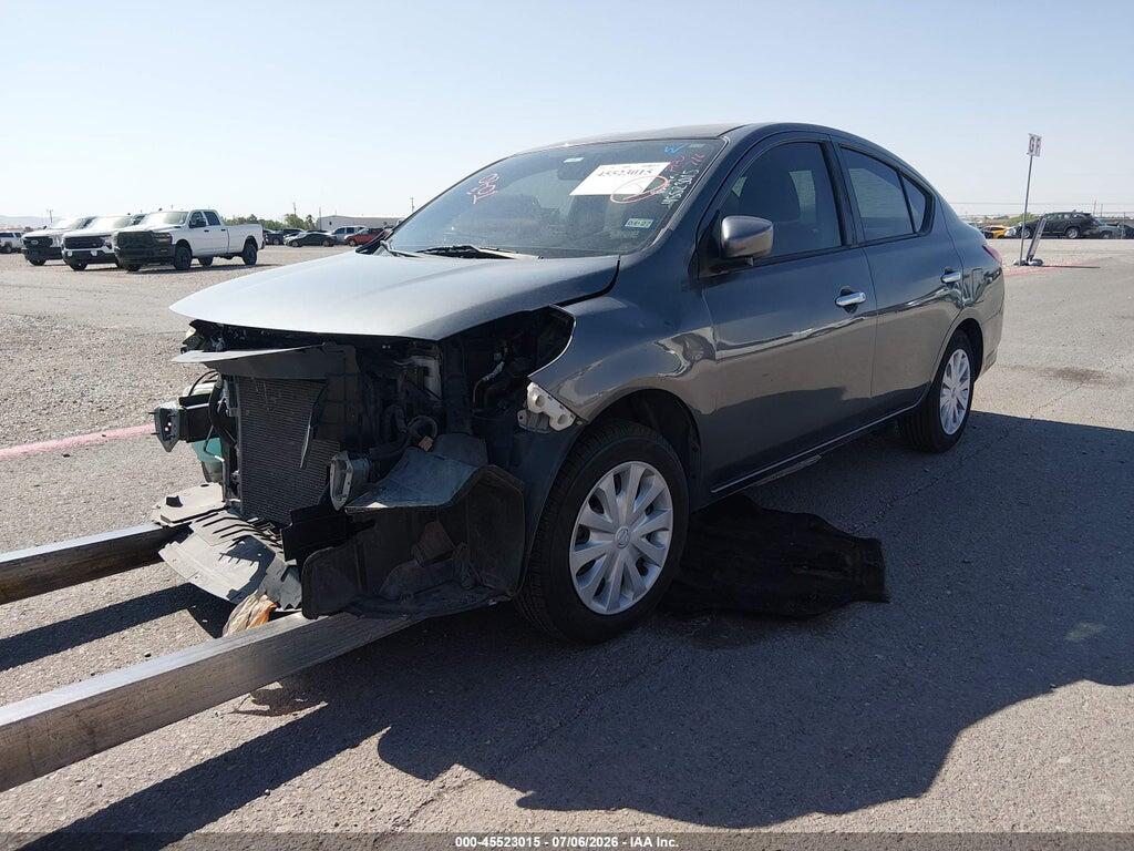 3N1CN7AP5JL835313 2018 NISSAN VERSA photo no. 2