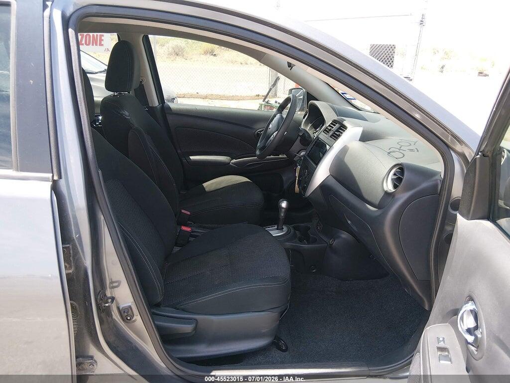 3N1CN7AP5JL835313 2018 NISSAN VERSA photo no. 5