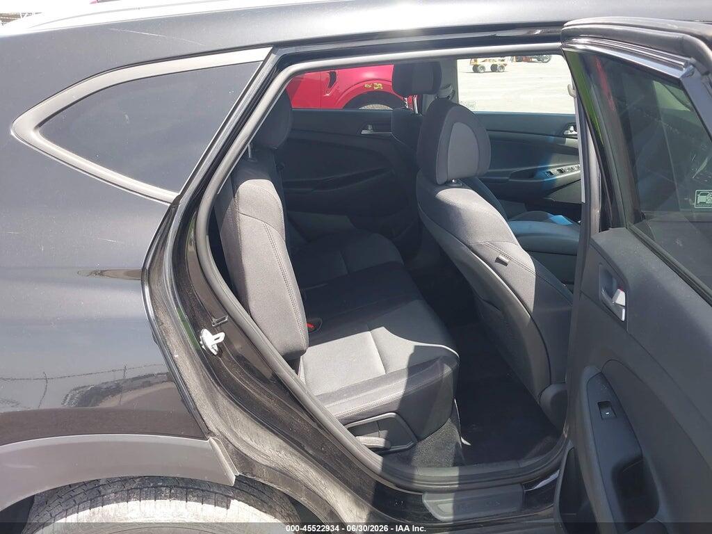KM8J3CA49JU780827 2018 HYUNDAI TUCSON photo no. 8