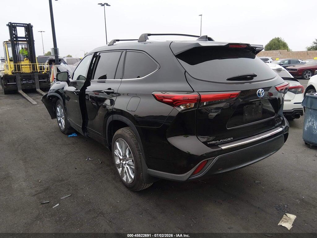 5TDXBRCH3PS124558 2023 TOYOTA HIGHLANDER photo no. 3