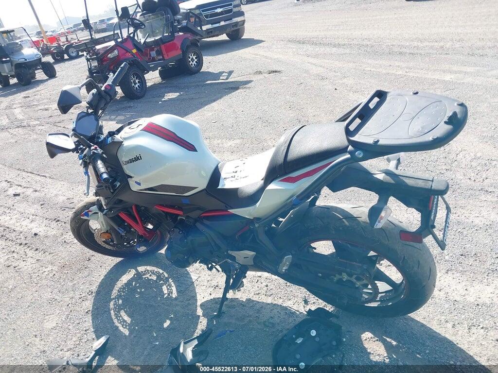 ML5EREK14NDA58284 2022 KAWASAKI ER650 photo no. 3