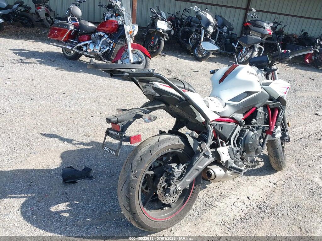 ML5EREK14NDA58284 2022 KAWASAKI ER650 photo no. 4