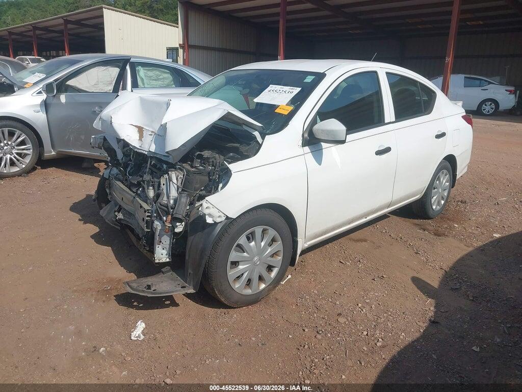 3N1CN7AP7KL806980 2019 NISSAN VERSA photo no. 2