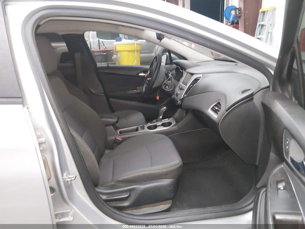 1G1BC5SM5H7279521 2017 CHEVROLET CRUZE photo no. 5