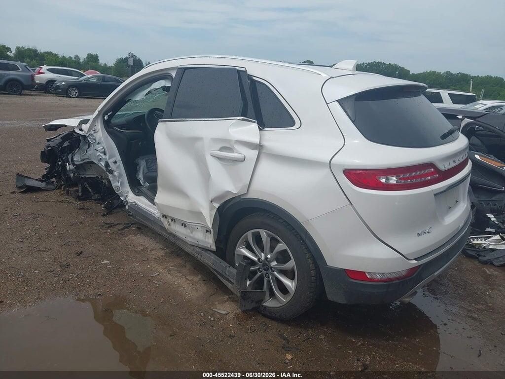 5LMCJ2D93KUL43078 2019 LINCOLN MKC photo no. 3