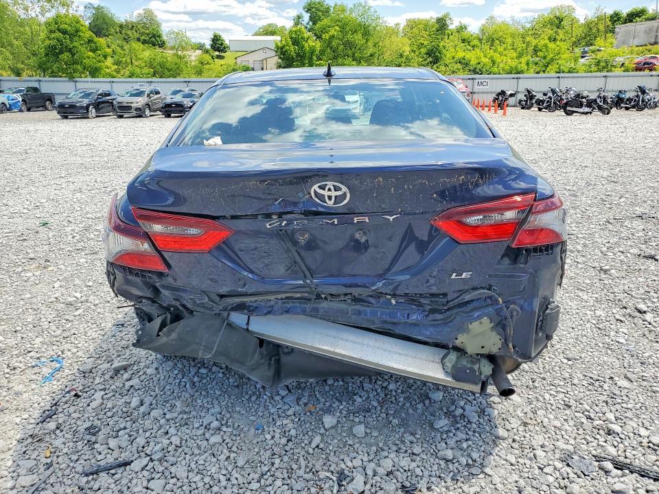 2021 TOYOTA CAMRY LE — Фото 6 из 13