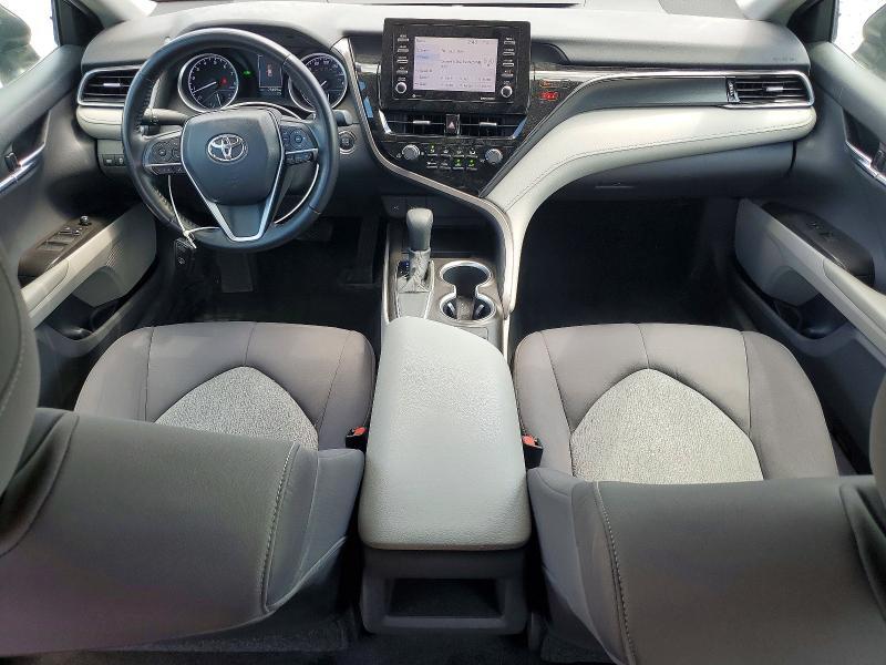 2021 TOYOTA CAMRY LE — Фото 8 из 13
