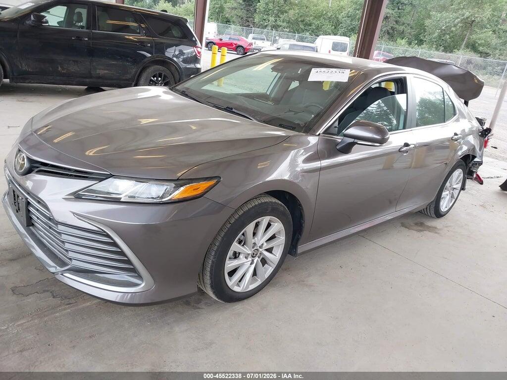 4T1C11BK1NU072304 2022 TOYOTA CAMRY photo no. 2