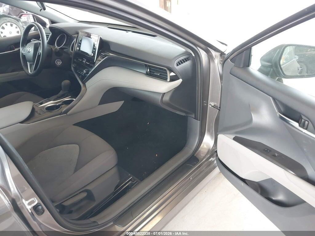 4T1C11BK1NU072304 2022 TOYOTA CAMRY photo no. 5