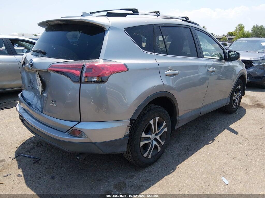 2T3BFREVXHW693893 2017 TOYOTA RAV4 photo no. 4