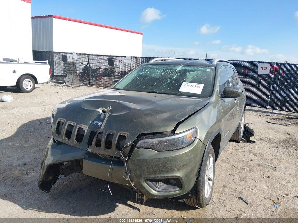 1C4PJLCB2KD242133 2019 JEEP CHEROKEE photo no. 2