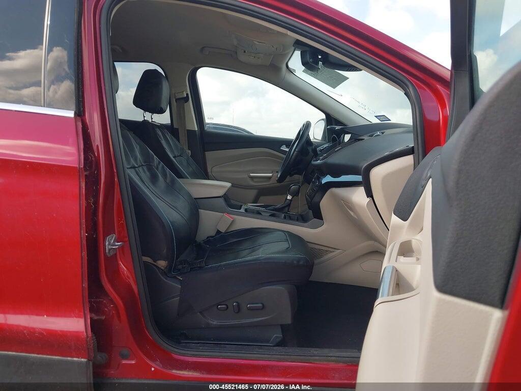 1FMCU9JD5HUC13663 2017 FORD ESCAPE photo no. 5
