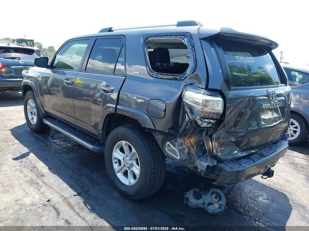 JTEBU5JR0K5659575 2019 TOYOTA 4RUNNER photo no. 3