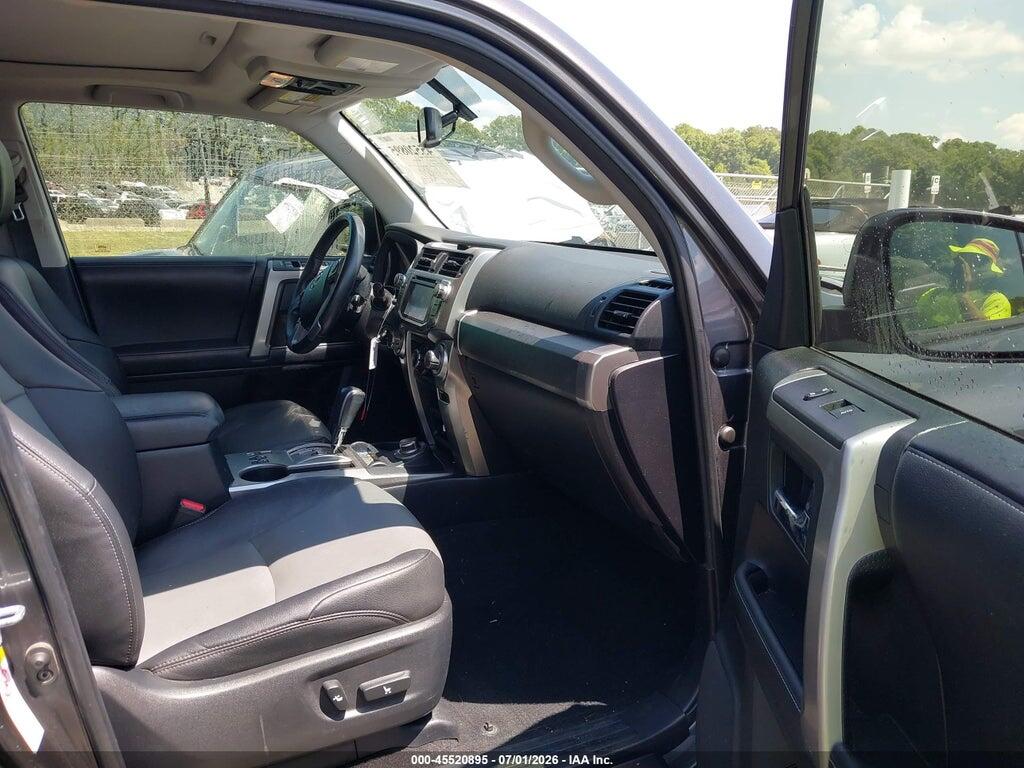JTEBU5JR0K5659575 2019 TOYOTA 4RUNNER photo no. 5