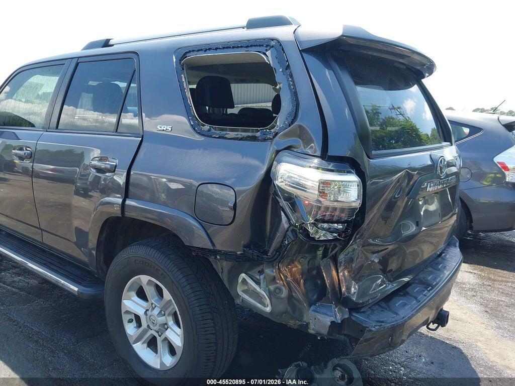 JTEBU5JR0K5659575 2019 TOYOTA 4RUNNER photo no. 6