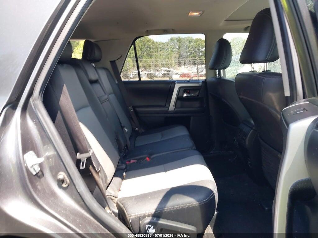 JTEBU5JR0K5659575 2019 TOYOTA 4RUNNER photo no. 8