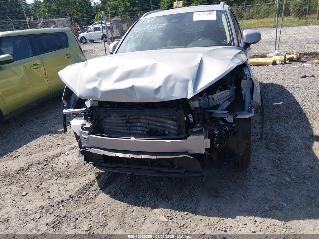 YV4L12UEXS2509884 2025 VOLVO XC40 photo no. 6