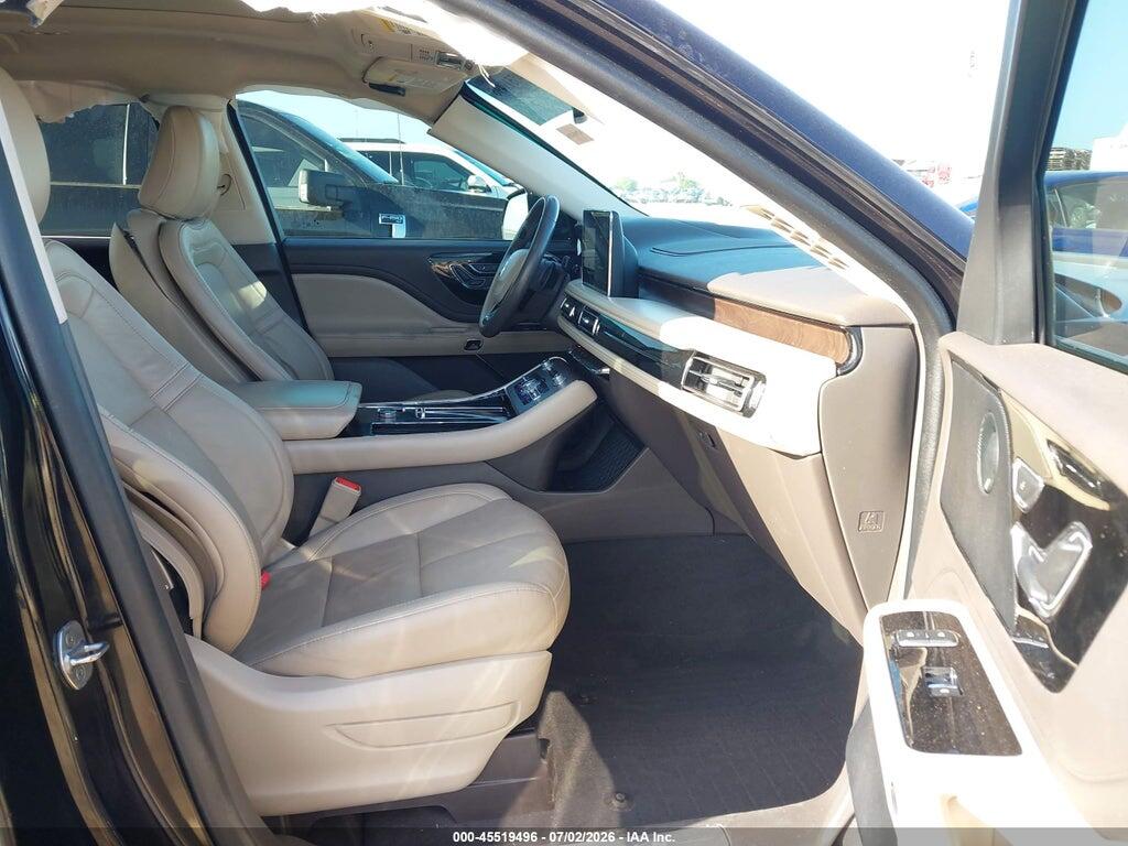5LM5J7XC4PGL00744 2023 LINCOLN AVIATOR photo no. 5